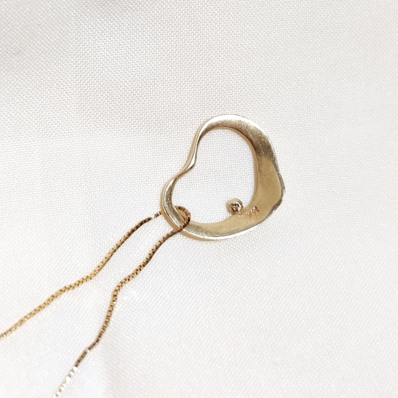 Solid 14k open heart pendant with tiny crystal necklace - Picture 7 of 11